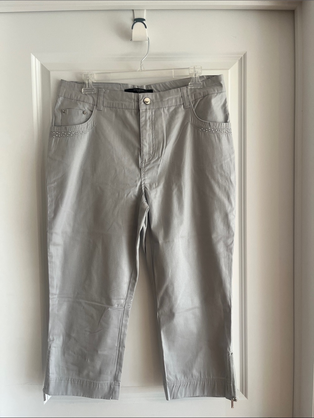 Simon Chang Light Gray Denim Capris